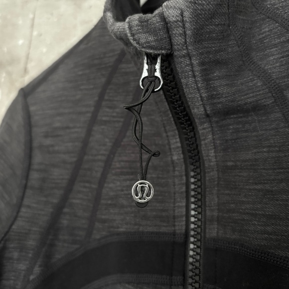 Lululemon Define Jacket Heathered Gray - Picture 3 of 6